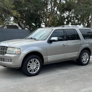 Horizontal photograph of a 2008LincolnNavigatorSport Utility 4D