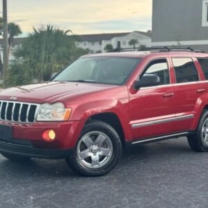 Horizontal photograph of a 2006JeepGrand CherokeeLimited Sport Utility 4D