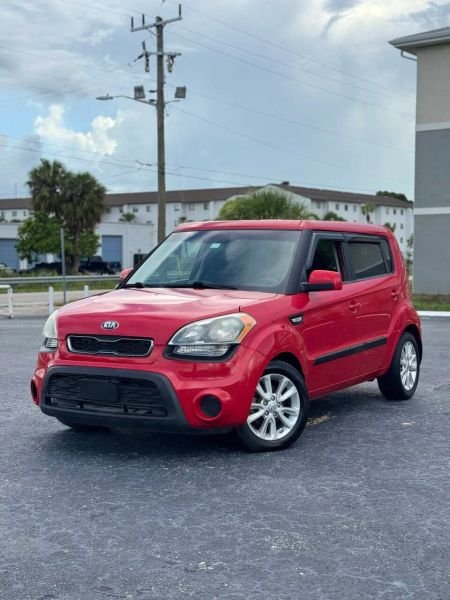 Horizontal photograph of a 2013KiaSoulWagon 4D