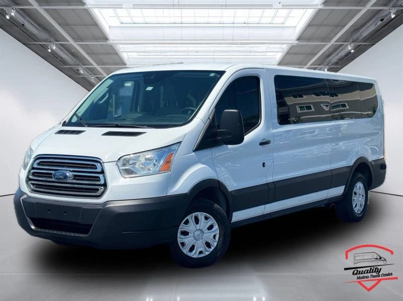 2019FordTransit 350 WagonXLT w/Low Roof w/60/40 Side Door Van 3D