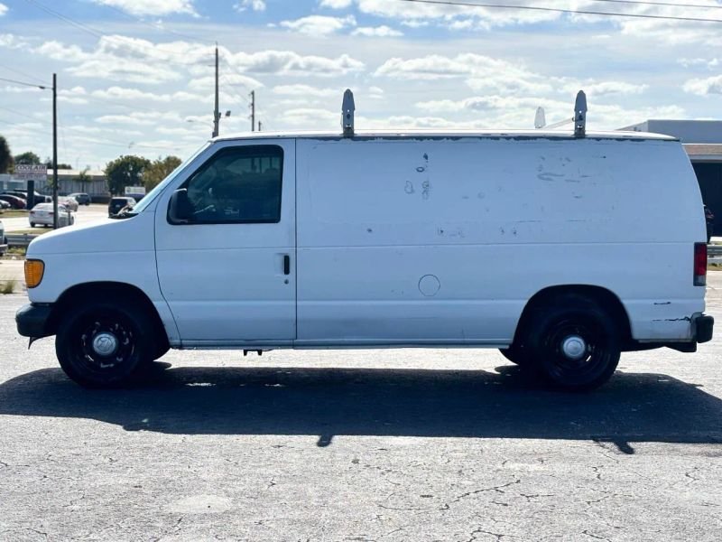 2004FordE150 Super Duty CargoCommercial Van 3D