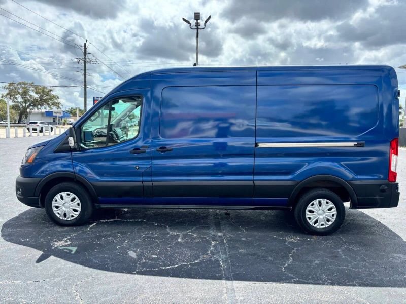Horizontal photograph of a 2020FordTransit 250 Cargo VanMedium Roof w/LWB Van 3D