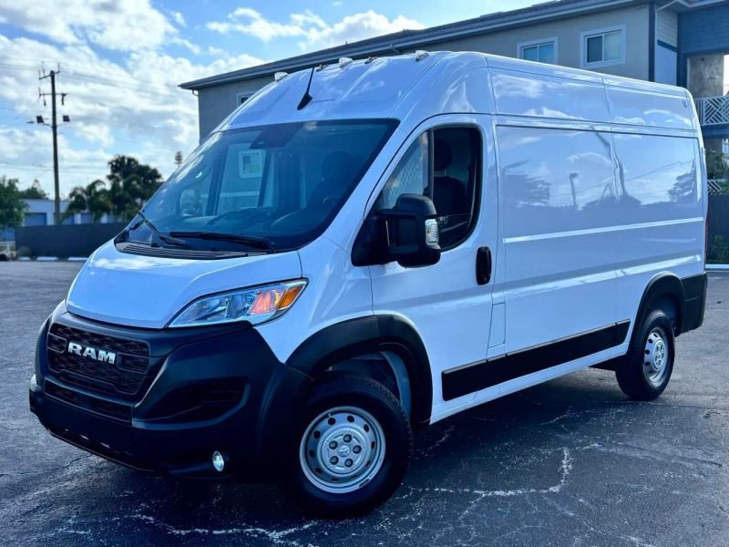 Horizontal photograph of a 2023RamProMaster Cargo Van1500 High Roof Van 3D