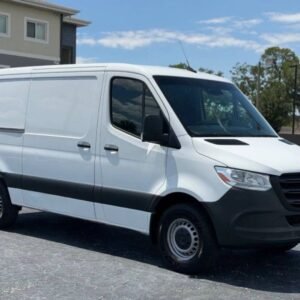2022Mercedes-BenzSprinter 1500 CargoStandard Roof w/144" WB Van 3D