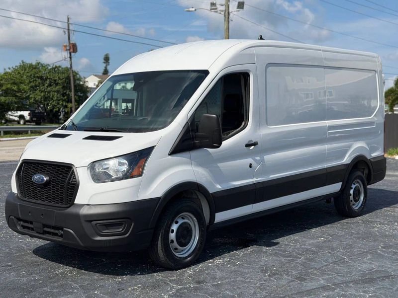Horizontal photograph of a 2021FordTransit 250 Cargo VanMedium Roof w/LWB Van 3D