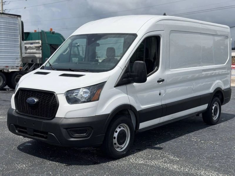 Horizontal photograph of a 2021FordTransit 250 Cargo VanMedium Roof w/LWB Van 3D