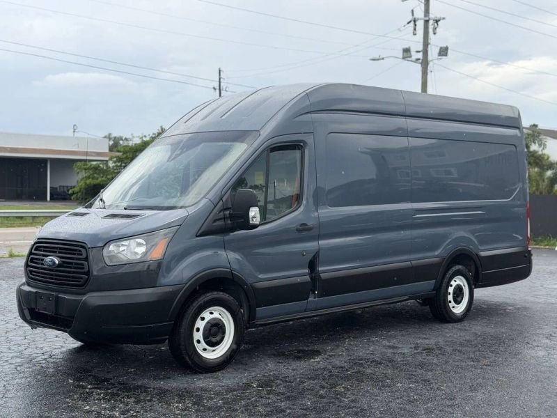 Horizontal photograph of a 2019FordTransit 250 VanExtended Length High Roof w/Sliding Side Door w/LWB Van 3D