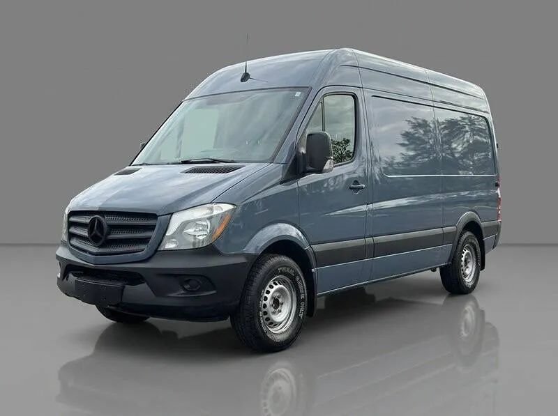 2018Mercedes-BenzSprinter 2500 CargoStandard Roof w/144" WB Van 3D